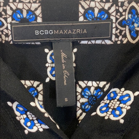 BCBG Flowy Top - Picture 4 of 4